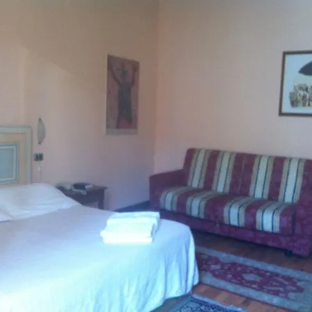 מלון Charleston 3*