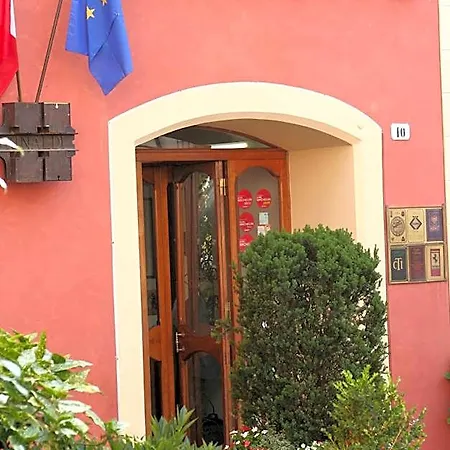 Charleston 3* Σπολέτο