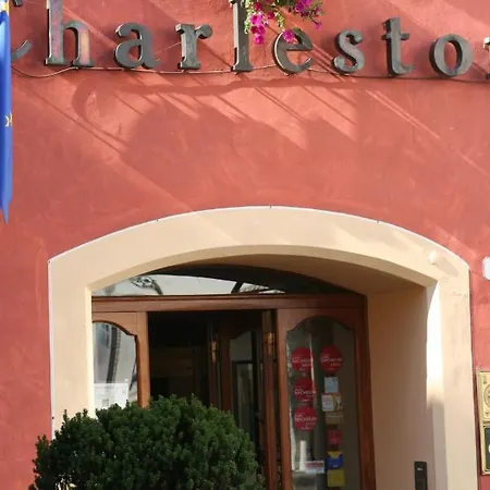 Charleston מלון